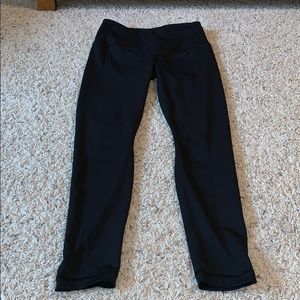 High-waisted leggings